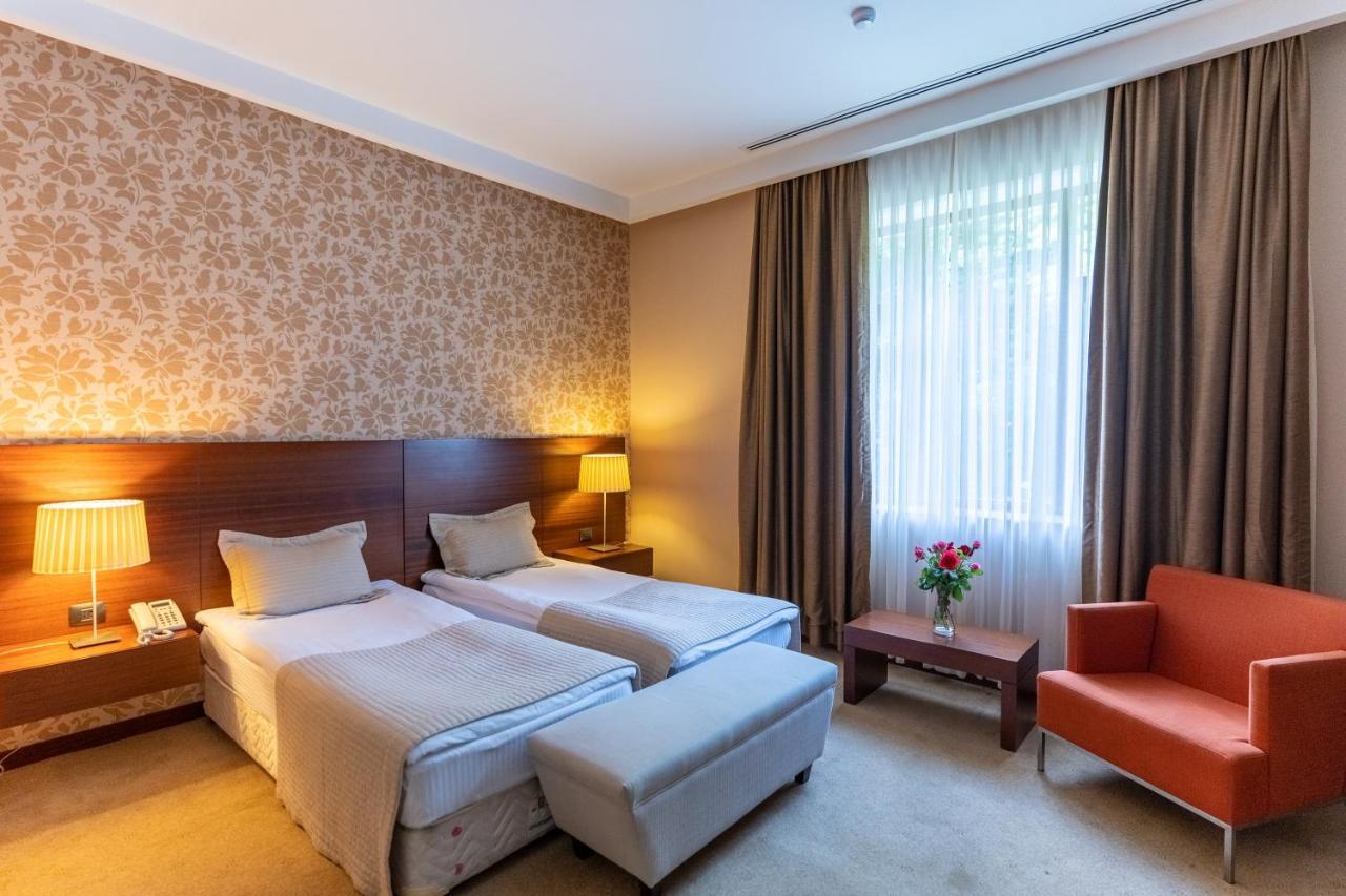 Qafqaz Resort Hotel Gabala Exterior photo